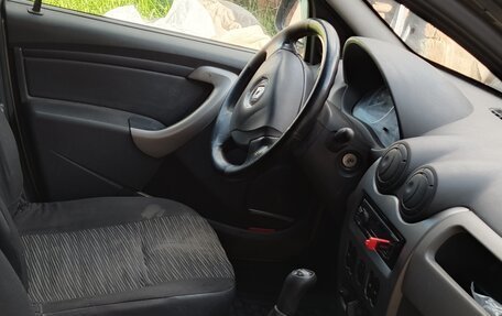 Renault Logan I, 2012 год, 300 000 рублей, 4 фотография