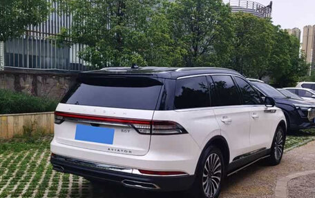Lincoln Aviator II, 2022 год, 4 415 000 рублей, 4 фотография