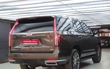 Cadillac Escalade V, 2022 год, 11 199 000 рублей, 4 фотография