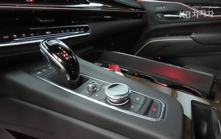Cadillac Escalade V, 2022 год, 11 199 000 рублей, 11 фотография