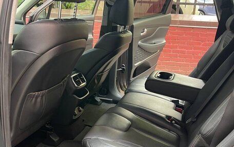 Hyundai Santa Fe IV, 2018 год, 2 490 000 рублей, 14 фотография