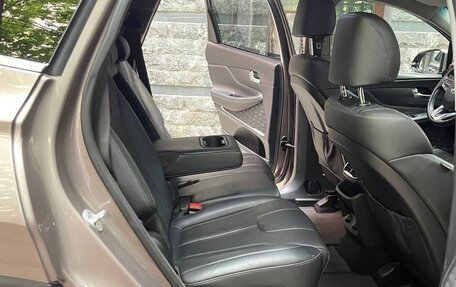 Hyundai Santa Fe IV, 2018 год, 2 490 000 рублей, 15 фотография