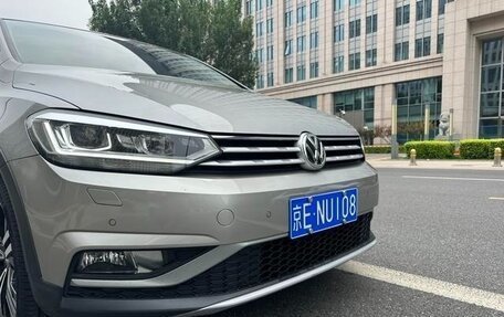 Volkswagen Touran III, 2021 год, 1 755 123 рублей, 8 фотография