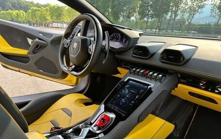 Lamborghini Huracán, 2020 год, 17 373 300 рублей, 9 фотография