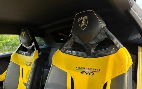Lamborghini Huracán, 2020 год, 17 373 300 рублей, 13 фотография