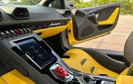 Lamborghini Huracán, 2020 год, 17 373 300 рублей, 11 фотография