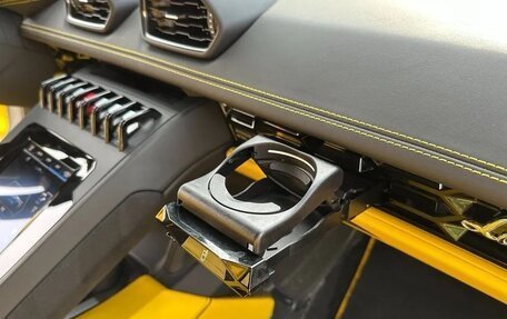 Lamborghini Huracán, 2020 год, 17 373 300 рублей, 18 фотография