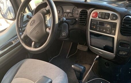Hyundai Starex I рестайлинг, 2005 год, 850 000 рублей, 5 фотография