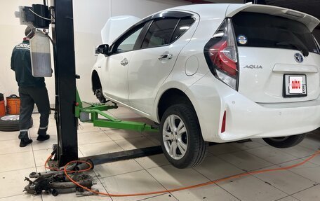 Toyota Aqua I, 2018 год, 1 300 000 рублей, 3 фотография
