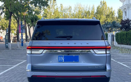 Lincoln Navigator, 2022 год, 13 270 000 рублей, 5 фотография