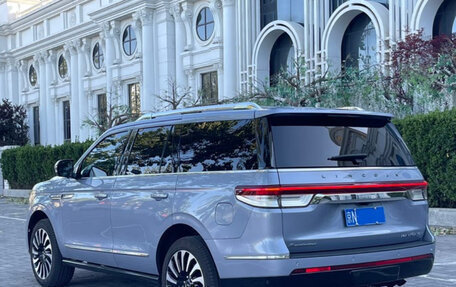 Lincoln Navigator, 2022 год, 13 270 000 рублей, 6 фотография