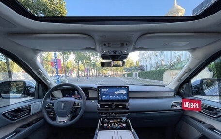Lincoln Navigator, 2022 год, 13 270 000 рублей, 7 фотография