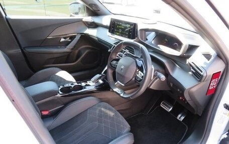 Peugeot 2008 II, 2022 год, 1 400 000 рублей, 20 фотография