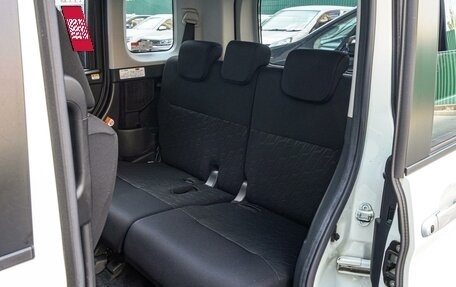 Toyota Roomy I, 2017 год, 1 295 000 рублей, 7 фотография