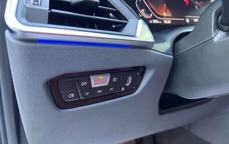 BMW 3 серия, 2021 год, 3 000 000 рублей, 18 фотография