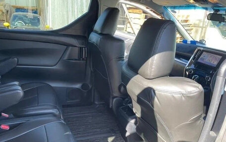 Toyota Alphard III, 2016 год, 2 550 000 рублей, 27 фотография