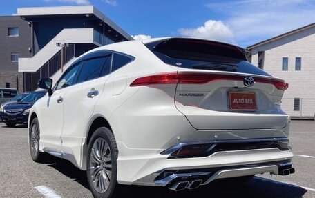 Toyota Harrier, 2022 год, 2 200 000 рублей, 5 фотография