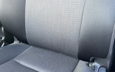 Toyota Sienta II, 2021 год, 1 300 000 рублей, 19 фотография