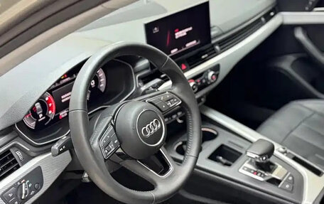 Audi A4, 2022 год, 1 976 000 рублей, 11 фотография