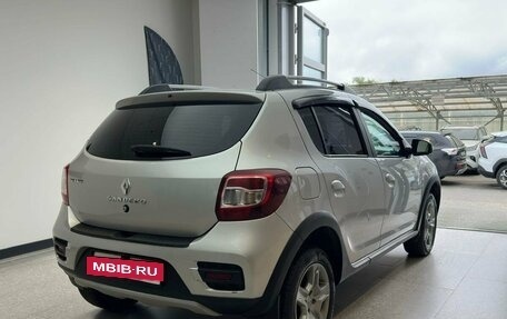Renault Sandero II рестайлинг, 2019 год, 900 000 рублей, 6 фотография