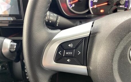 Toyota Roomy I, 2022 год, 700 000 рублей, 19 фотография