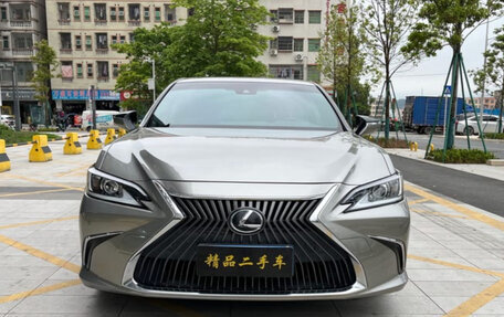 Lexus ES VII, 2022 год, 2 200 000 рублей, 2 фотография