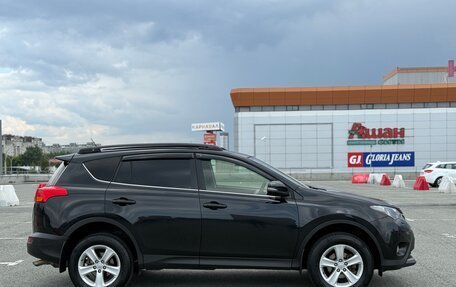 Toyota RAV4, 2013 год, 1 850 000 рублей, 7 фотография