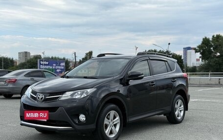 Toyota RAV4, 2013 год, 1 850 000 рублей, 3 фотография