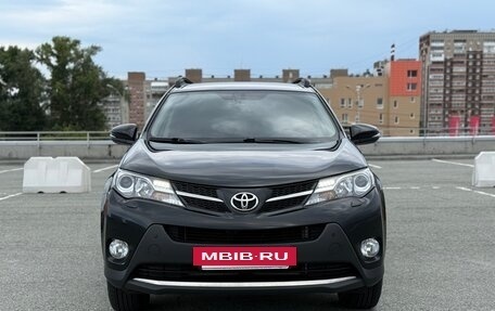 Toyota RAV4, 2013 год, 1 850 000 рублей, 5 фотография