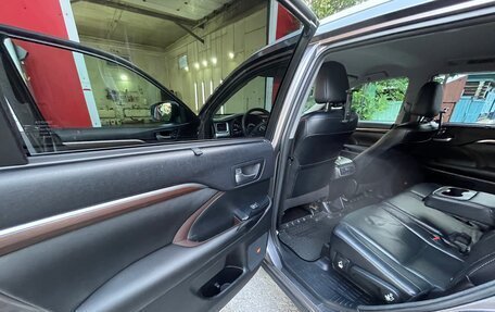 Toyota Highlander III, 2014 год, 3 300 000 рублей, 16 фотография