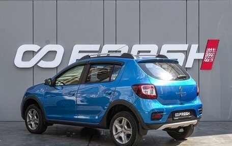 Renault Sandero II рестайлинг, 2022 год, 1 360 000 рублей, 2 фотография