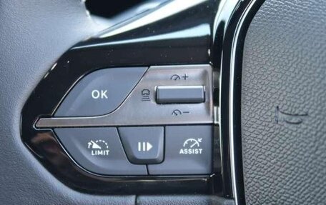 Peugeot 308, 2021 год, 1 770 000 рублей, 16 фотография