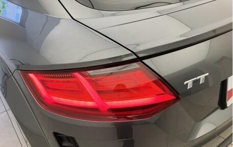 Audi TT, 2019 год, 1 900 000 рублей, 9 фотография