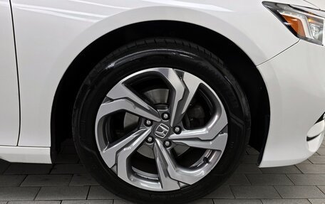 Honda Accord IX рестайлинг, 2022 год, 1 800 000 рублей, 5 фотография