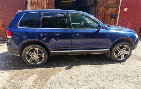 Volkswagen Touareg III, 2003 год, 800 000 рублей, 4 фотография