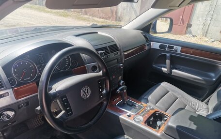 Volkswagen Touareg III, 2003 год, 800 000 рублей, 6 фотография