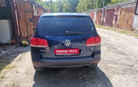 Volkswagen Touareg III, 2003 год, 800 000 рублей, 3 фотография
