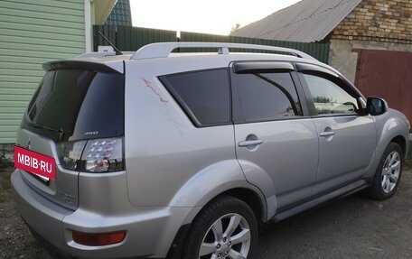 Mitsubishi Outlander III рестайлинг 3, 2009 год, 1 160 000 рублей, 2 фотография