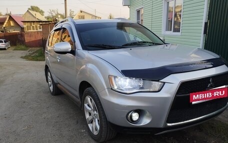 Mitsubishi Outlander III рестайлинг 3, 2009 год, 1 160 000 рублей, 7 фотография