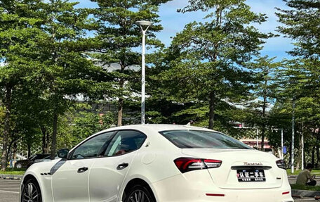 Maserati Ghibli, 2022 год, 4 900 000 рублей, 4 фотография