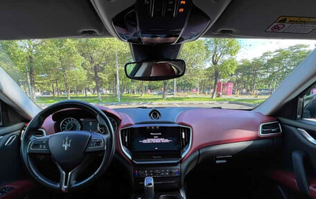 Maserati Ghibli, 2022 год, 4 900 000 рублей, 7 фотография