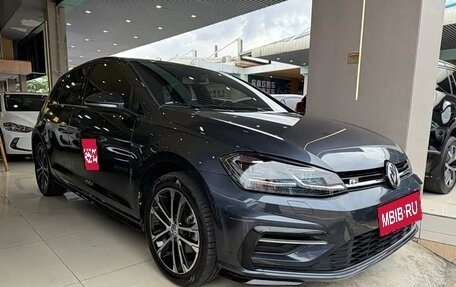 Volkswagen Golf VII, 2020 год, 1 350 000 рублей, 1 фотография