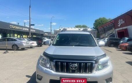 Toyota Land Cruiser Prado 150 рестайлинг 2, 2011 год, 2 750 000 рублей, 1 фотография