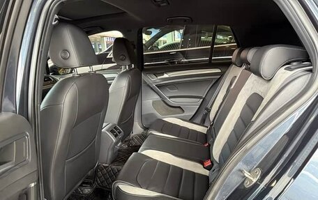 Volkswagen Golf VII, 2020 год, 1 350 000 рублей, 13 фотография