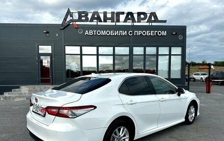 Toyota Camry, 2019 год, 2 550 000 рублей, 6 фотография