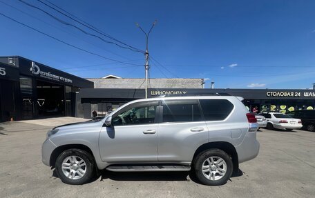 Toyota Land Cruiser Prado 150 рестайлинг 2, 2011 год, 2 750 000 рублей, 8 фотография