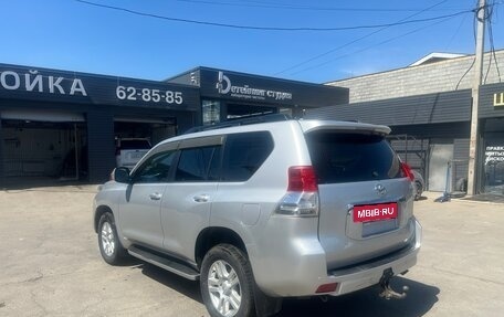 Toyota Land Cruiser Prado 150 рестайлинг 2, 2011 год, 2 750 000 рублей, 9 фотография