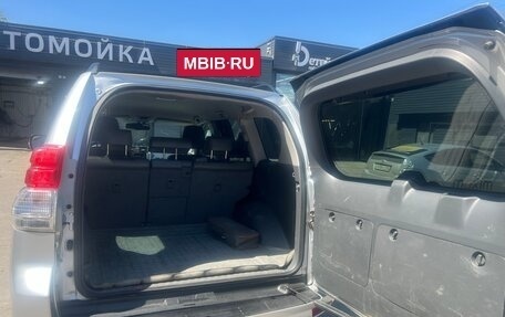 Toyota Land Cruiser Prado 150 рестайлинг 2, 2011 год, 2 750 000 рублей, 12 фотография