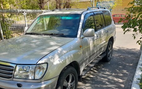 Toyota Land Cruiser 100 рестайлинг 2, 2002 год, 1 500 000 рублей, 4 фотография