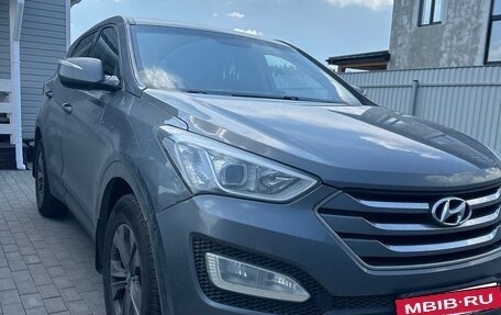 Hyundai Santa Fe III рестайлинг, 2013 год, 1 593 000 рублей, 2 фотография